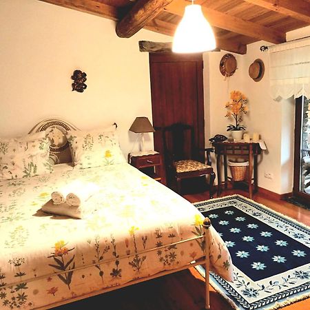 A Casa Da Natalia Guest House Cha de Alvares ภายนอก รูปภาพ